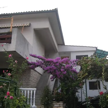 Vulin Apartment *